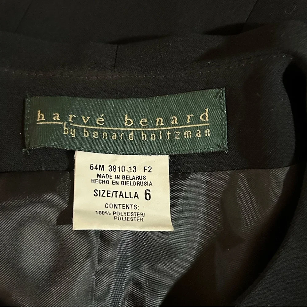 Harve‎ Benard Vintage Ruffle Trimmed Crepe Blazer